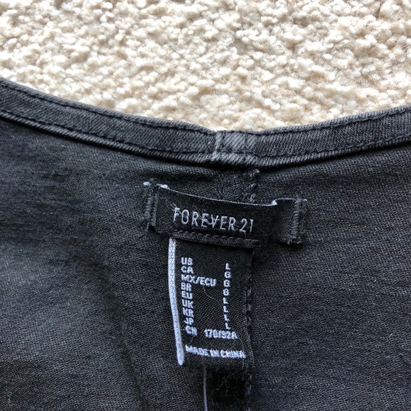 Forever 21 Black Stretch Denim Lace Up Crop Top L - Picture 6 of 8